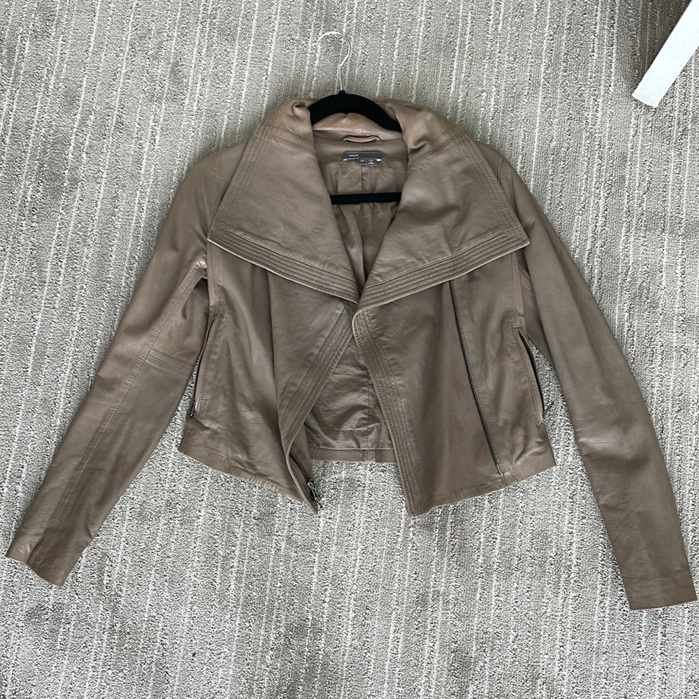 VINCE BROWN LEATHER JACKET SIZE XS